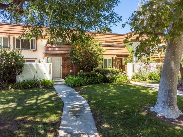 22170 James Alan 3, Chatsworth, CA 91311