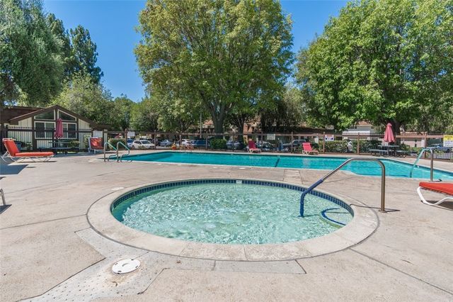 22170 James Alan 3, Chatsworth, CA 91311