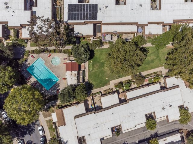 22170 James Alan 3, Chatsworth, CA 91311