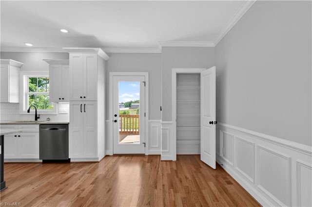 271 Stonybrook Drive, Lexington, NC 27295