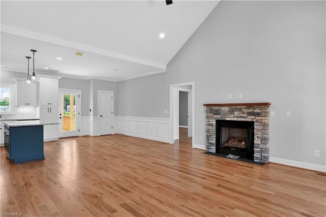 271 Stonybrook Drive, Lexington, NC 27295