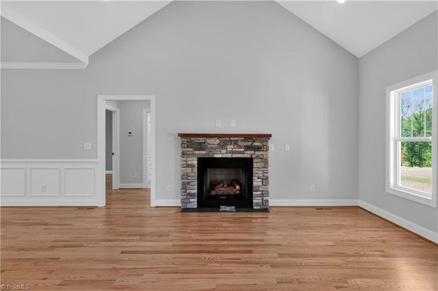 271 Stonybrook Drive, Lexington, NC 27295