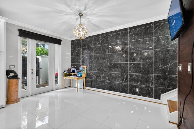 3106 Waterside Circle, Boynton Beach, FL 33436