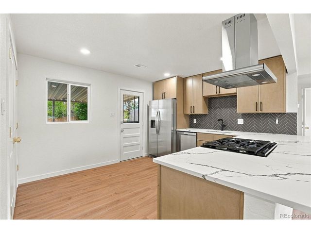 1590 Oak Pl, Thornton, CO 80229