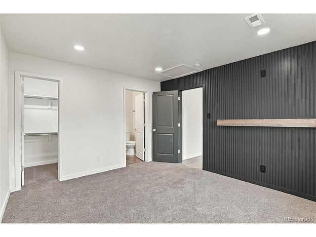 1590 Oak Pl, Thornton, CO 80229