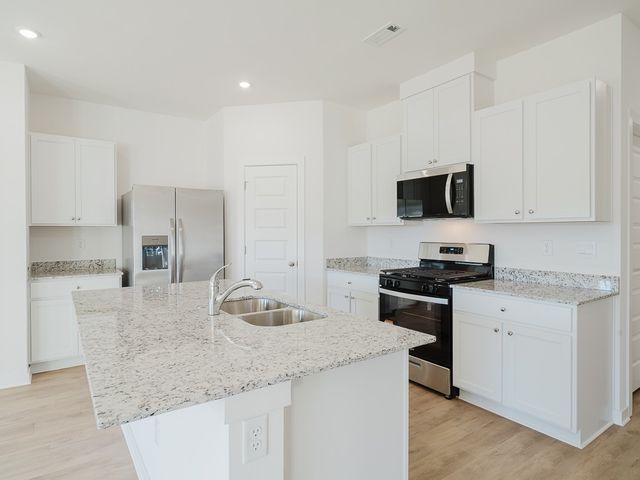 3051 Amarillo Way, Centerton, AR 72719