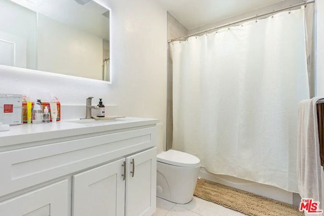5934 Fayette Street, Los Angeles, CA 90042