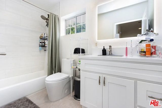 5934 Fayette Street, Los Angeles, CA 90042