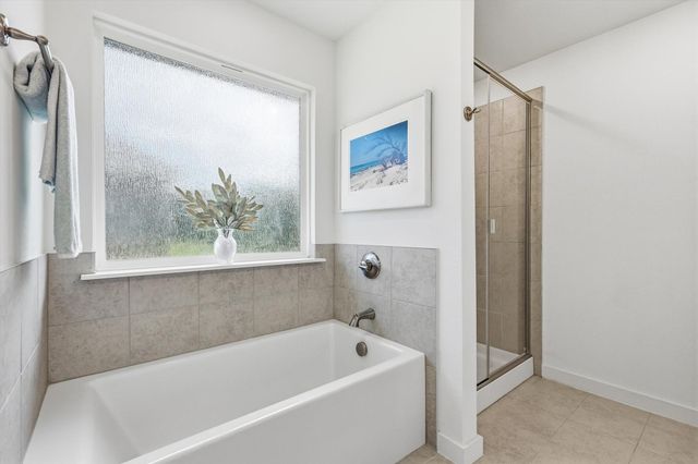 105 Jim Walters Drive, Runaway Bay, TX 76426