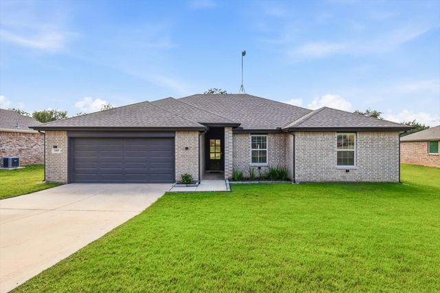 105 Jim Walters Drive, Runaway Bay, TX 76426