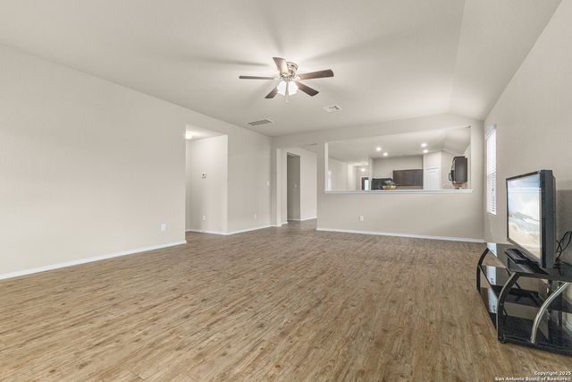14607 Running Wolf, San Antonio, TX 78245