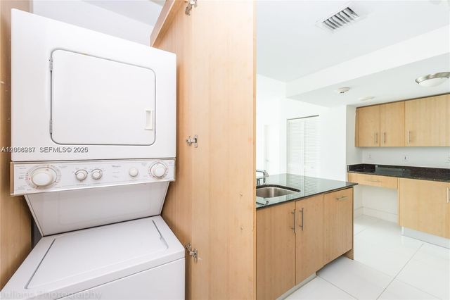 10275 Collins Avenue 416, Bal Harbour, FL 33154