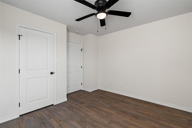 7101 Weyburn Street C, Houston, TX 77028