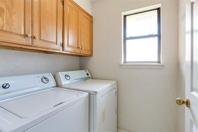 1613 Pinnacle Lane, Edmond, OK 73003