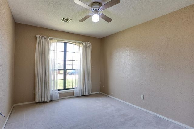 1613 Pinnacle Lane, Edmond, OK 73003
