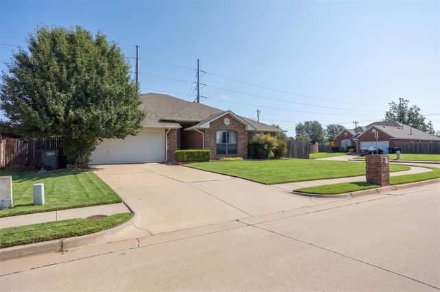1613 Pinnacle Lane, Edmond, OK 73003