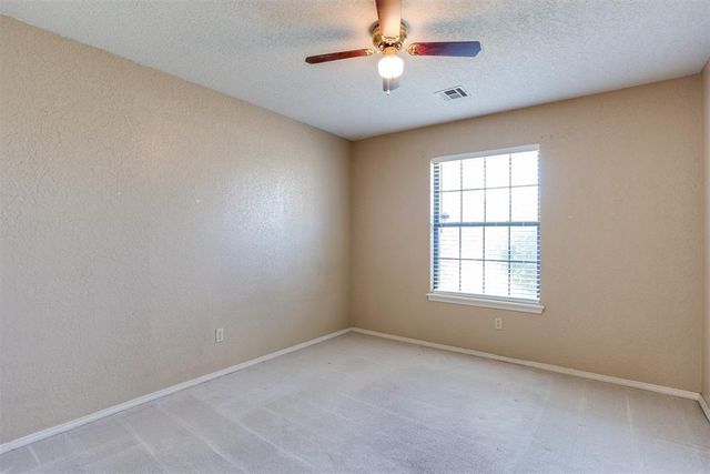 1613 Pinnacle Lane, Edmond, OK 73003