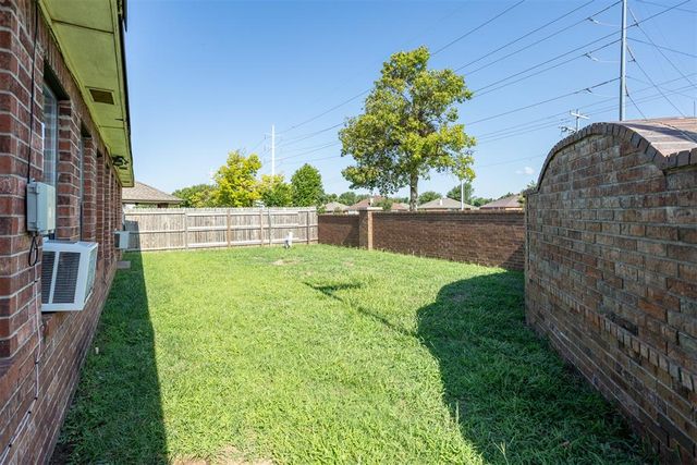 1613 Pinnacle Lane, Edmond, OK 73003