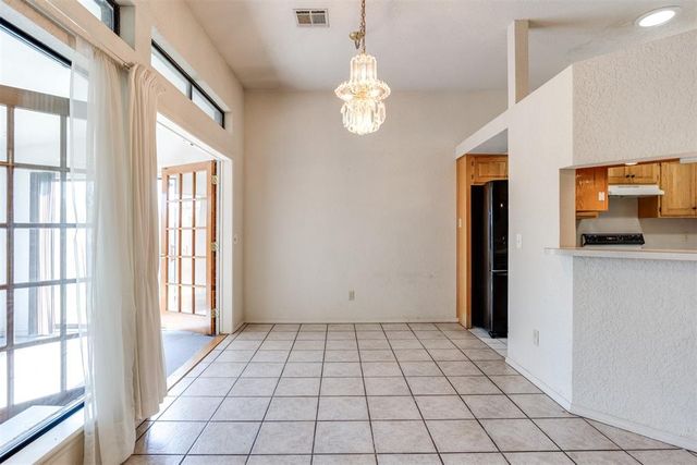 1613 Pinnacle Lane, Edmond, OK 73003