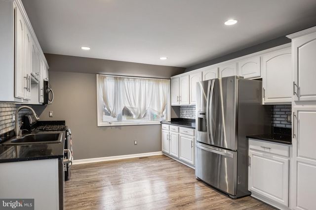 40 MAC KNIGHT DR, Pine Hill, NJ 08021