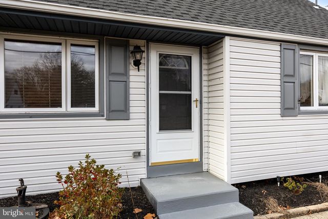 40 MAC KNIGHT DR, Pine Hill, NJ 08021