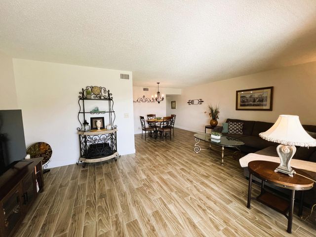 3402 Bimini Lane G4, Coconut Creek, FL 33066