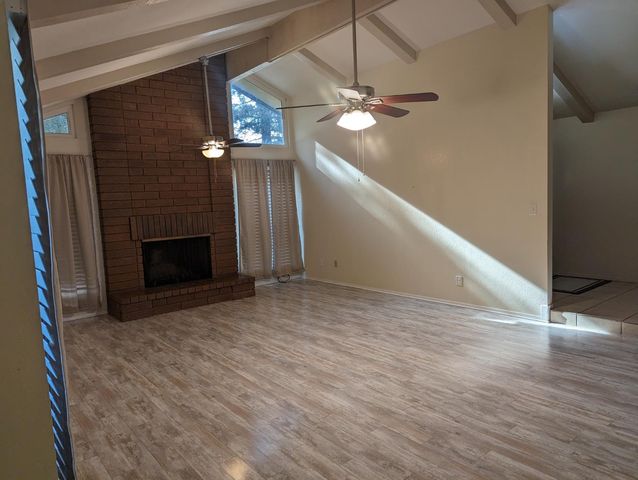 5290 N Bishop Avenue, Fresno, CA 93723