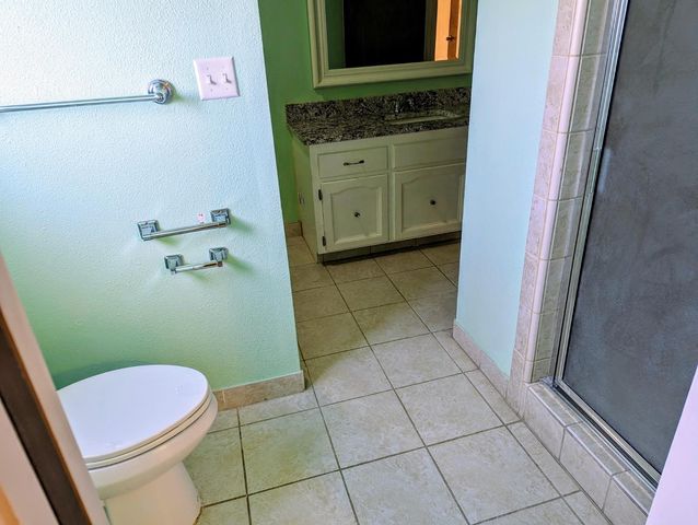 5290 N Bishop Avenue, Fresno, CA 93723