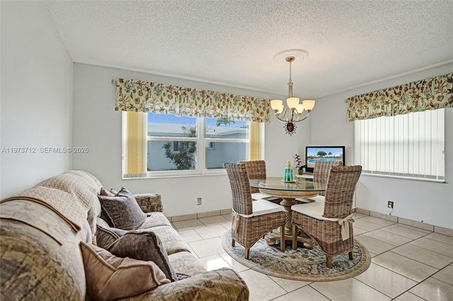 1806 SW 18th St, Boynton Beach, FL 33426