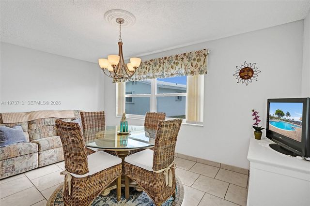 1806 SW 18th St, Boynton Beach, FL 33426