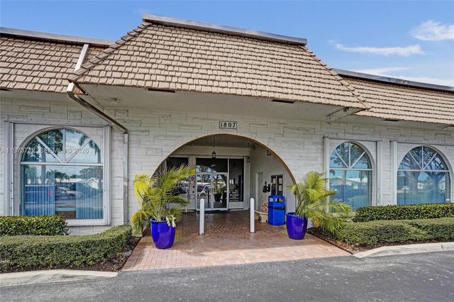 1806 SW 18th St, Boynton Beach, FL 33426