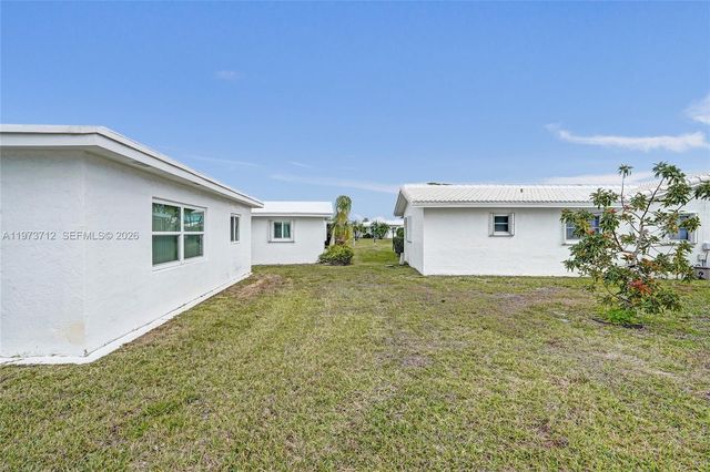 1806 SW 18th St, Boynton Beach, FL 33426