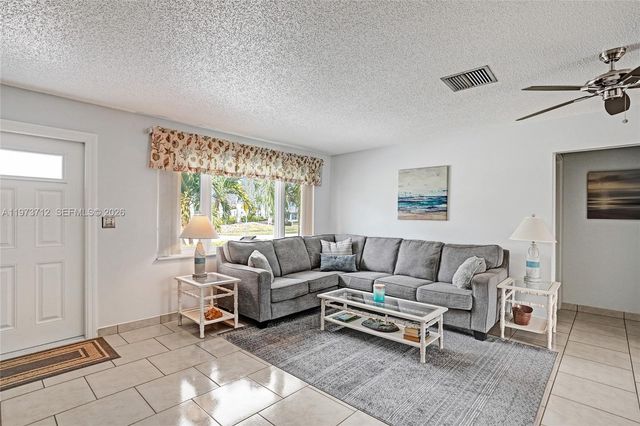 1806 SW 18th St, Boynton Beach, FL 33426