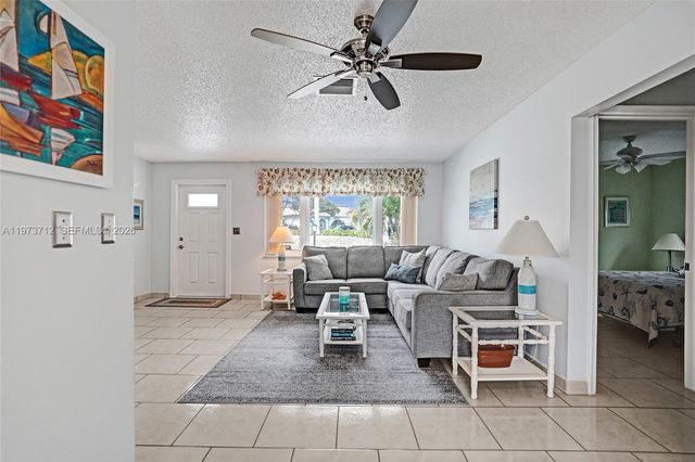 1806 SW 18th St, Boynton Beach, FL 33426