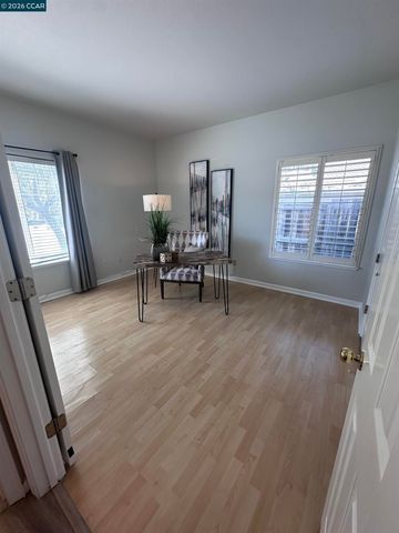 6404 Eagle Ridge Dr, Vallejo, CA 94591