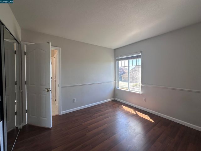 6404 Eagle Ridge Dr, Vallejo, CA 94591