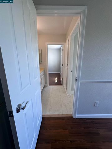 6404 Eagle Ridge Dr, Vallejo, CA 94591