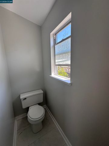 6404 Eagle Ridge Dr, Vallejo, CA 94591