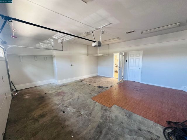 6404 Eagle Ridge Dr, Vallejo, CA 94591