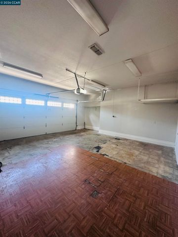 6404 Eagle Ridge Dr, Vallejo, CA 94591