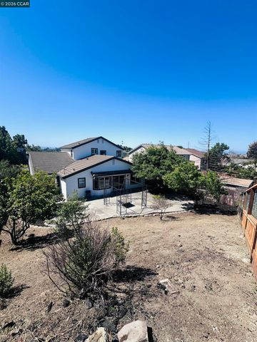 6404 Eagle Ridge Dr, Vallejo, CA 94591