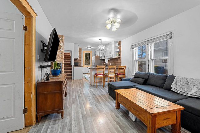 1571 KIMBALL STREET, Green Bay, WI 54301