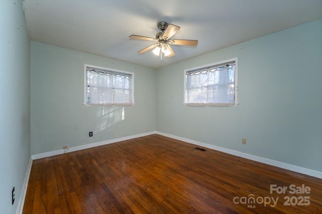 433 Osborne Road, Brevard, NC 28712