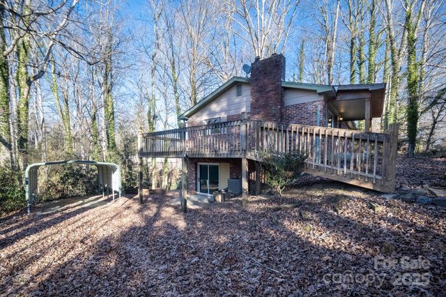 433 Osborne Road, Brevard, NC 28712