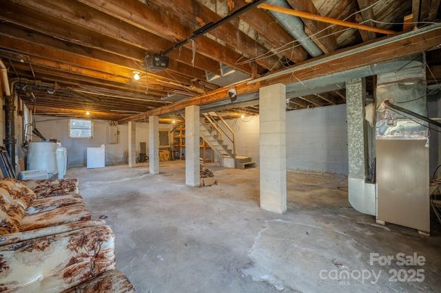 433 Osborne Road, Brevard, NC 28712