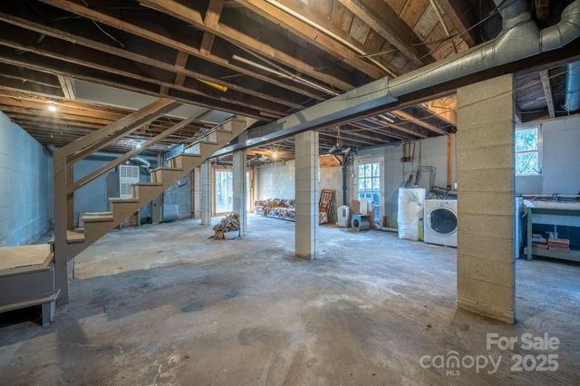 433 Osborne Road, Brevard, NC 28712