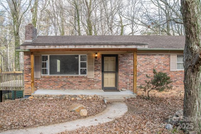 433 Osborne Road, Brevard, NC 28712