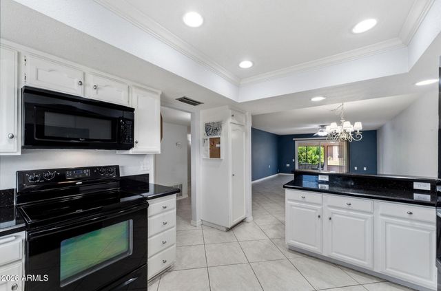 345 LEISURE WORLD --, Mesa, AZ 85206