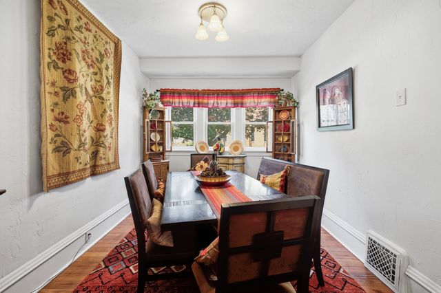 24 W Ash Street W, Three Oaks, MI 49128