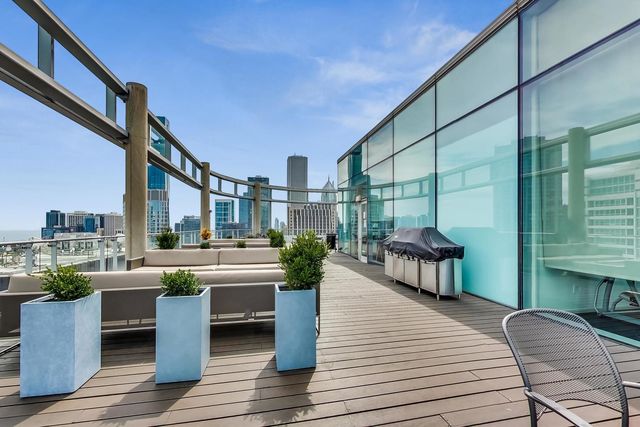 600 N Fairbanks Court 3503, Chicago, IL 60611